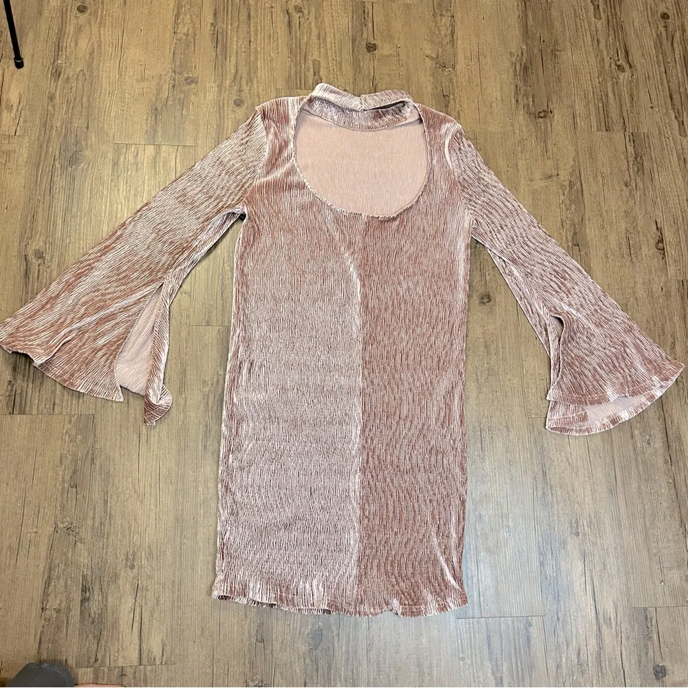 Eloquii Blush Velvet Textured Bell Flare Sleeve Mini Dress - Picture 10 of 13